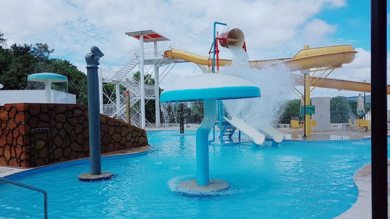 Resort Do Lago Apart Caldas Novas Exteriér fotografie